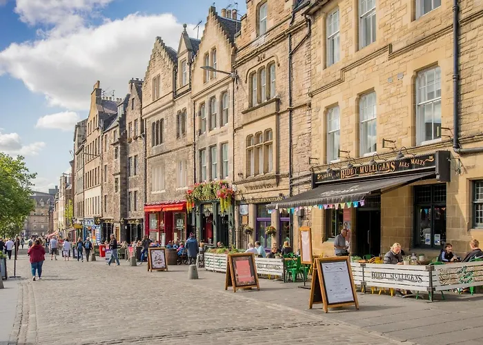 West Bow Just Off Royal Mile